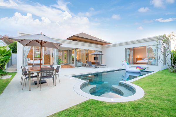 Pool Deck Pouring in Westfield